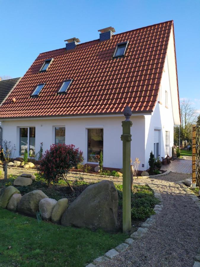 Gaestehaus Hoelting Lubberstedt Exteriör bild